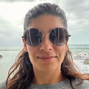 NWOT Tory Burch Round Sunglasses (TY6085)